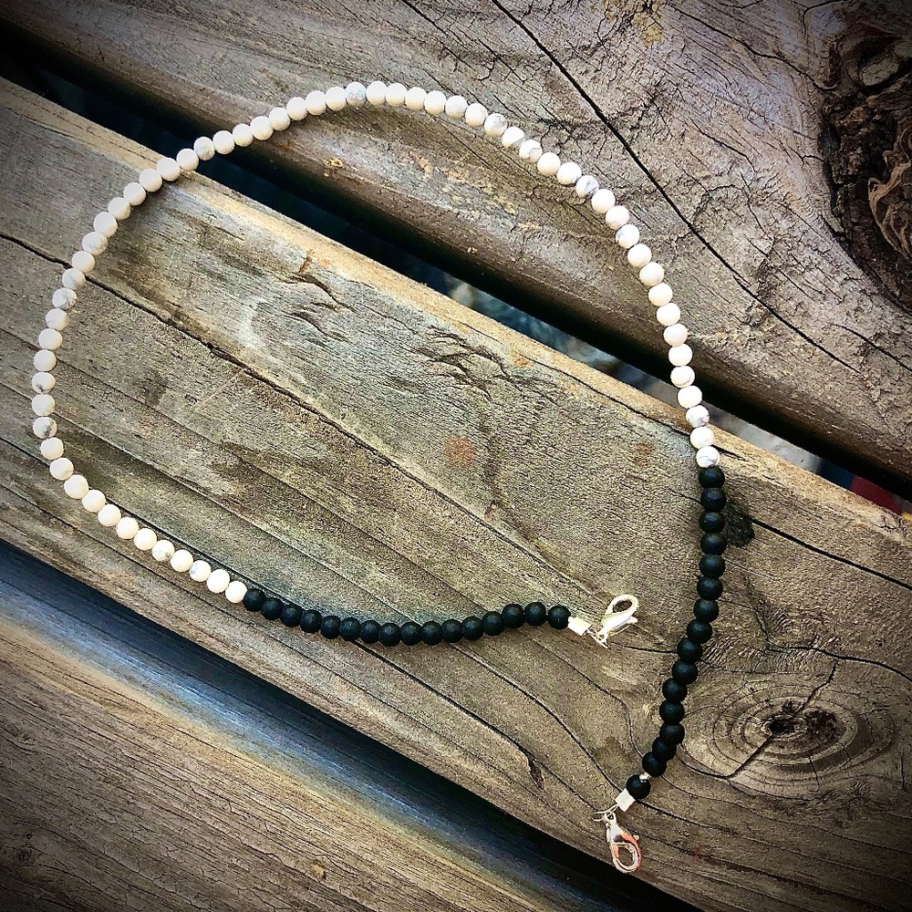 Custom Magnasite Bead Mask Leash